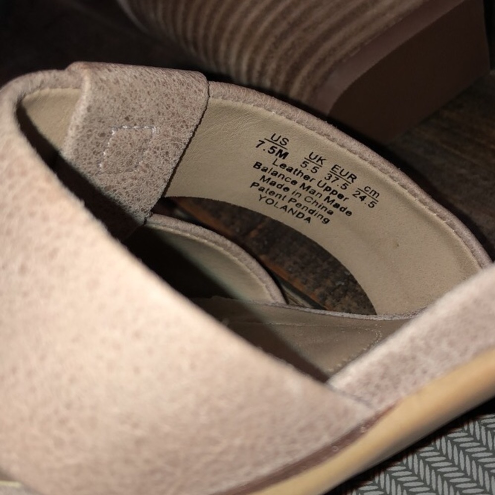 Naturalizer Shoes - Picture 5 of 5